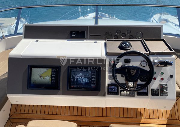 Fairline SQUADRON-65 image