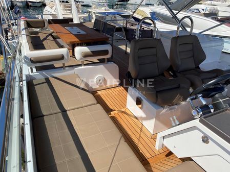 Fairline SQUADRON-65 image