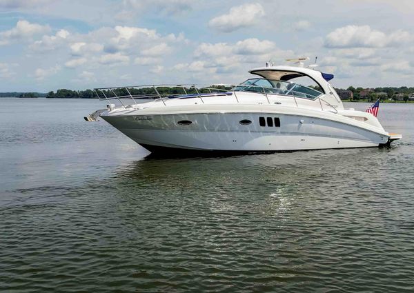 Sea Ray 390 Sundancer image