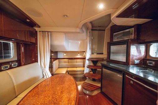 Sea Ray 390 Sundancer image