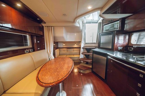 Sea Ray 390 Sundancer image