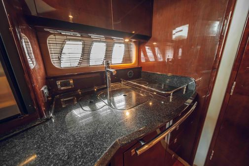 Sea Ray 390 Sundancer image