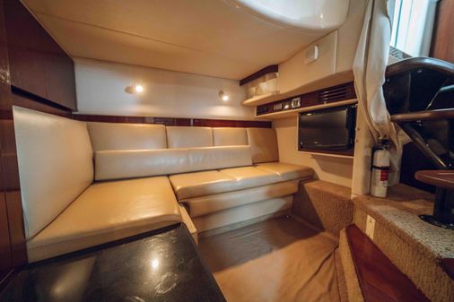 Sea Ray 390 Sundancer image