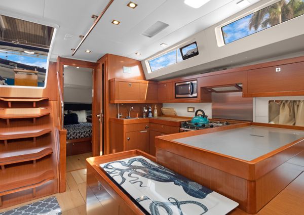 Beneteau Oceanis 55 image