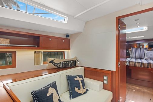 Beneteau Oceanis 55 image