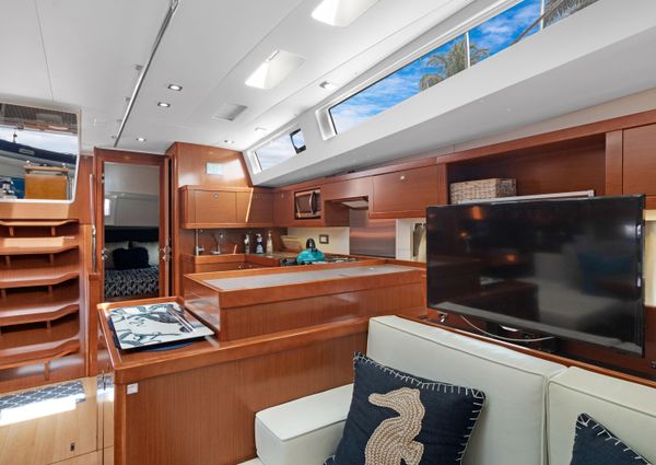 Beneteau Oceanis 55 image