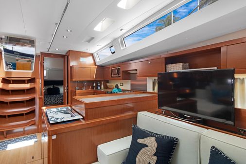 Beneteau Oceanis 55 image