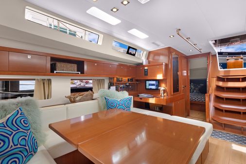 Beneteau Oceanis 55 image