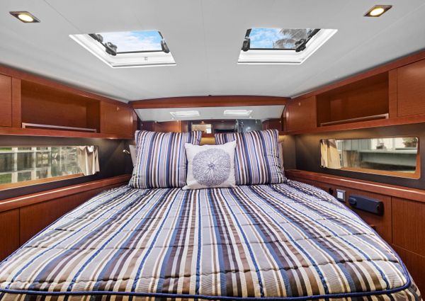 Beneteau Oceanis 55 image