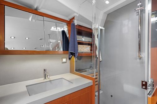 Beneteau Oceanis 55 image