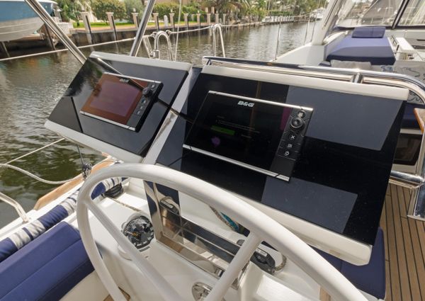 Beneteau Oceanis 55 image