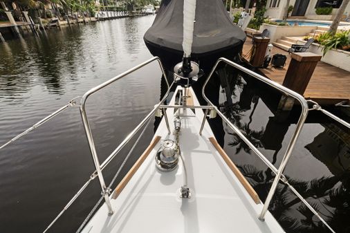 Beneteau Oceanis 55 image