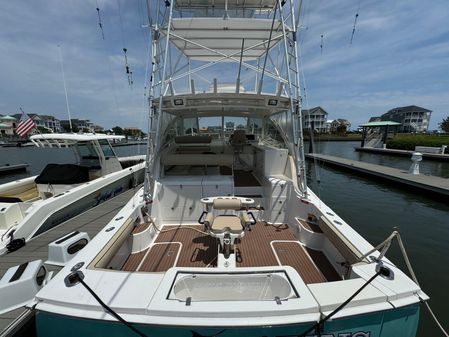 Luhrs 41 Open image