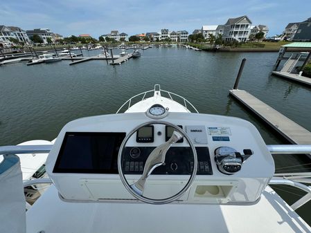 Luhrs 41 Open image