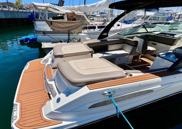 Sea Ray 270 SLX image