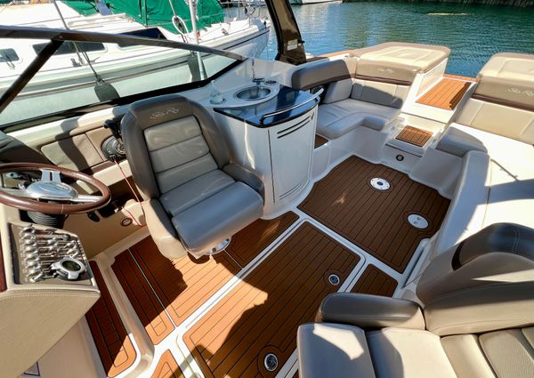 Sea Ray 270 SLX image