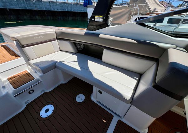 Sea Ray 270 SLX image