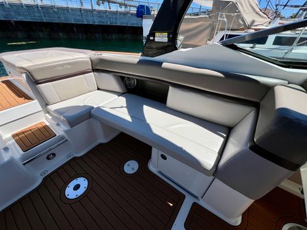 Sea Ray 270 SLX image