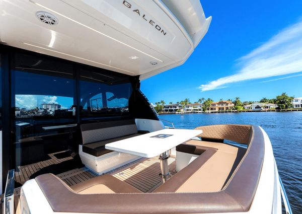 Galeon 425 HTS image