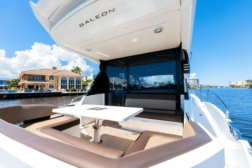 Galeon 425 HTS image