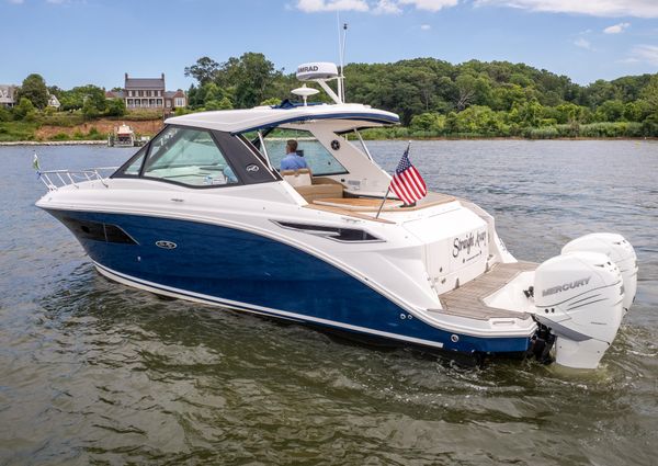 Sea Ray 320 image