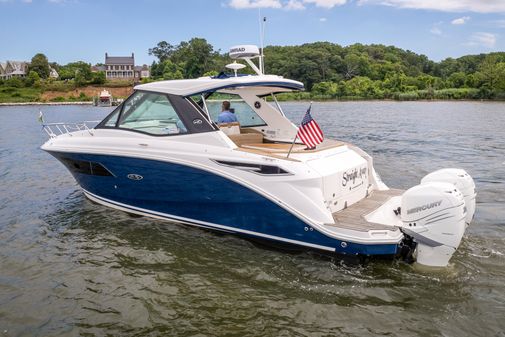 Sea Ray 320 image