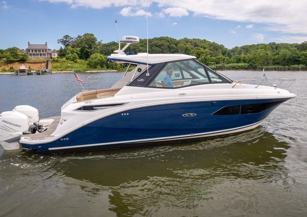 Sea Ray 320 image