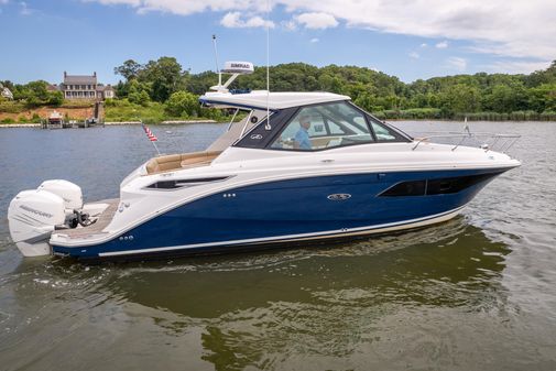 Sea Ray 320 image