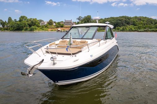 Sea Ray 320 image