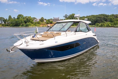 Sea Ray 320 image