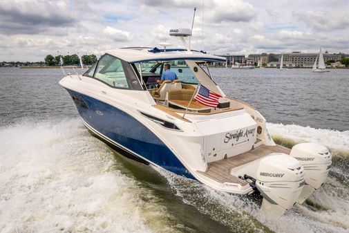 Sea Ray 320 image