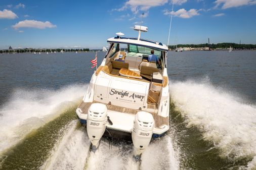 Sea Ray 320 image