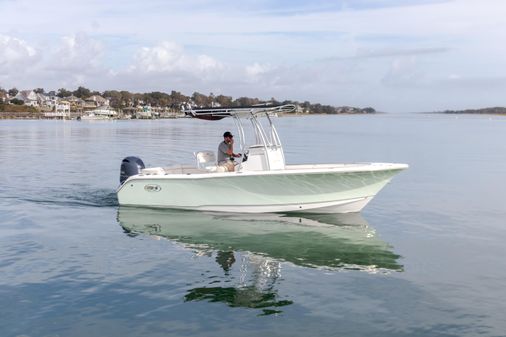 Sea Hunt Ultra 225 image