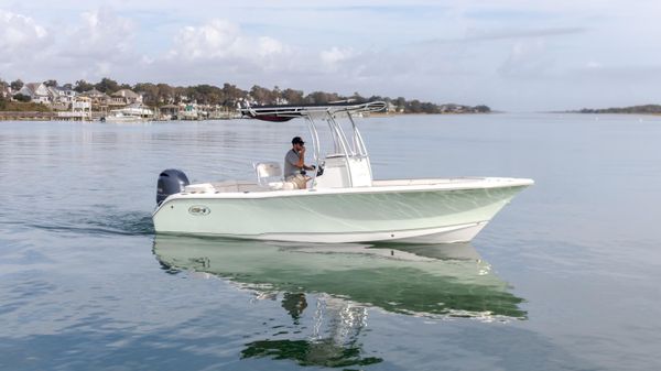 Sea Hunt Ultra 225