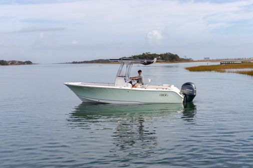 Sea Hunt Ultra 225 image