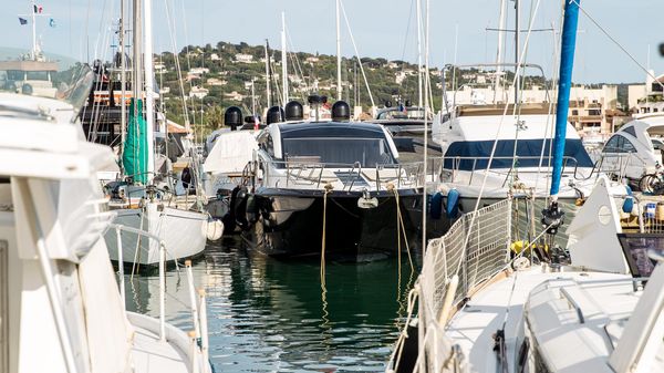 Galeon 430 HTC 