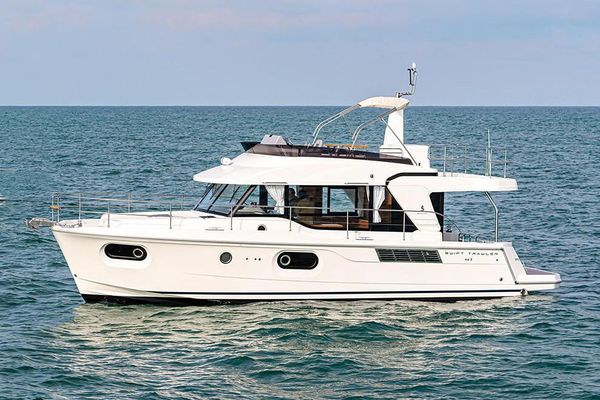 Beneteau-america SWIFT-TRAWLER-41-FLY - main image