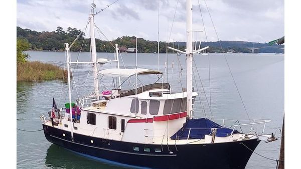 Seaton Durbeck Custom Trawler 