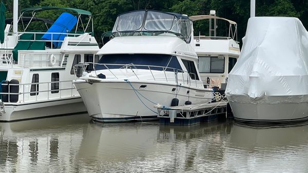 Bayliner 3988 Motoryacht