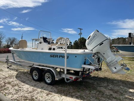 Sea Pro 228 Bay image