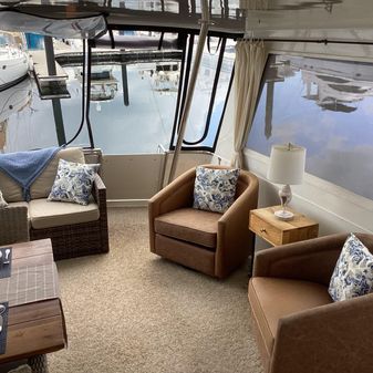 Hatteras 52 Motor Yacht image