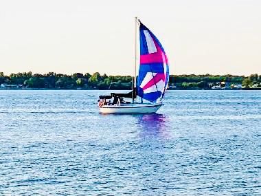 Newport 27 MKIII image