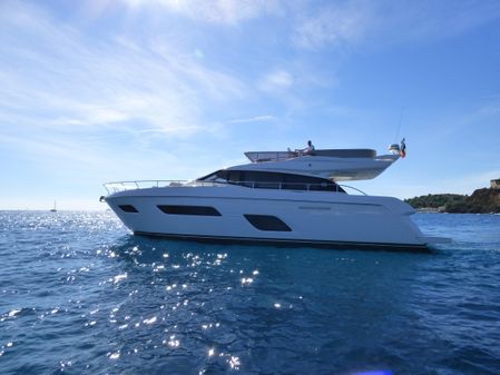 Ferretti Yachts 550 image