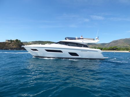 Ferretti Yachts 550 image