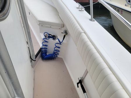 Albemarle 26 Center Console image