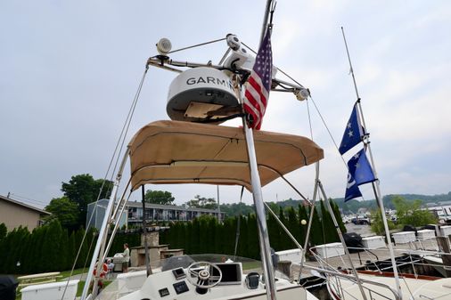 Ranger Tugs R-31 image