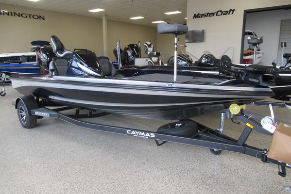 Caymas CX 18 SS - main image