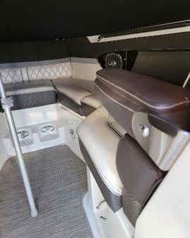 Sea-ray 250-SLX image