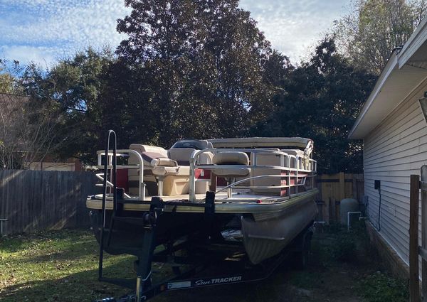 Sun-tracker FISHING-BARGE image