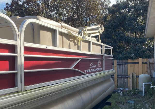 Sun-tracker FISHING-BARGE image